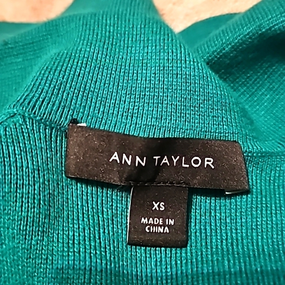 Ann Taylor Green Knee Length Duster Sweater w Rolled Sleeves+Side‎ Slits - Picture 3 of 17